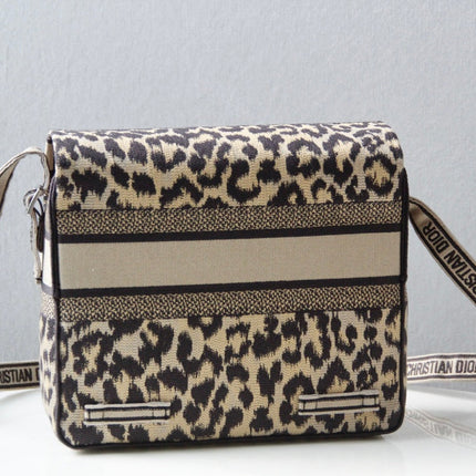 CAMP DOUBLE BUCKLE BAG 28 IN MIZZA BEIGE CANVAS