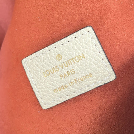 LV BUMBAG WAIST BAG 37 IN CREAM GRAINED CALFSKIN