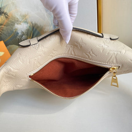 LV BUMBAG WAIST BAG 37 IN CREAM GRAINED CALFSKIN