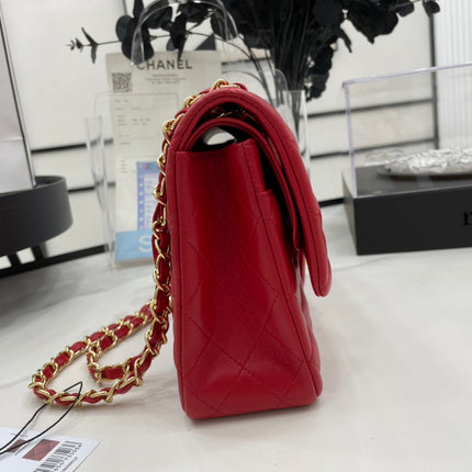 CC 25 CLASSIC SMALL DOUBLE FLAP BAG IN CHERRY RED CALFSKIN WITH STRAP