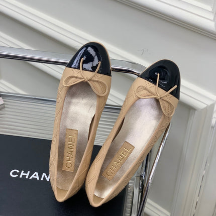 BALLET FLAT GLOSSY BLACK MIX BEIGE LAMBSKIN
