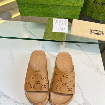 PLATFORM SANDALS IN CINNAMON BROWN MONOGRAM IMPORTED TPU