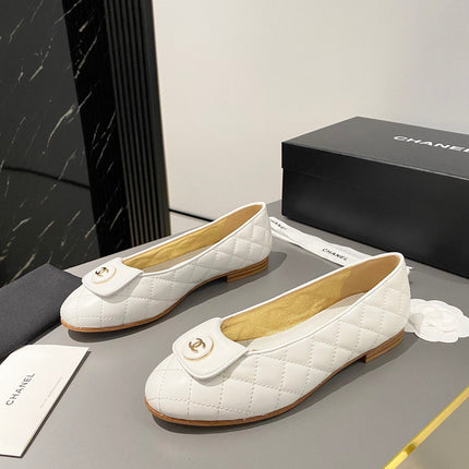 BALLET FLAT WHITE LAMBSKIN