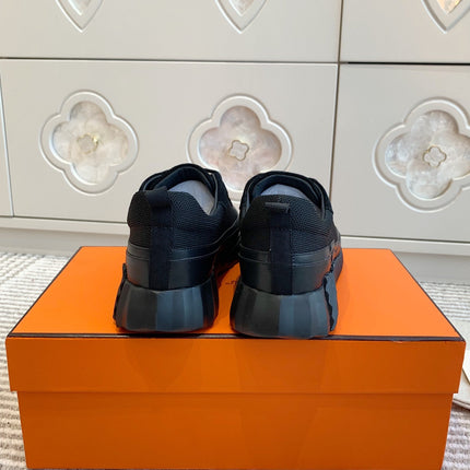 BOUNCING SNEAKER IN BLACK GRAPHIC MESH AND CALFSKIN