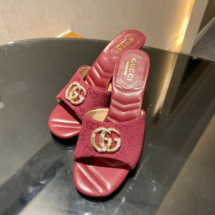 GG HIGH HEELS 70 IN RED LAMBSKIN AND FABRIC GOLD HARDWARE WITH CRYSTALS