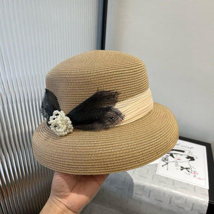 SMALL BRIM HAT MODEL 650348 IN BEIGE WOVEN STRAW
