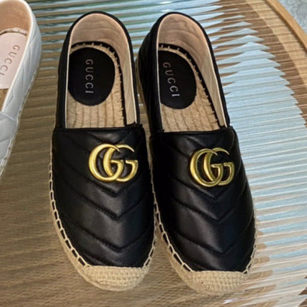 GG MARMONT IN WHITE AND BLACK MATELASSÉ LEATHER