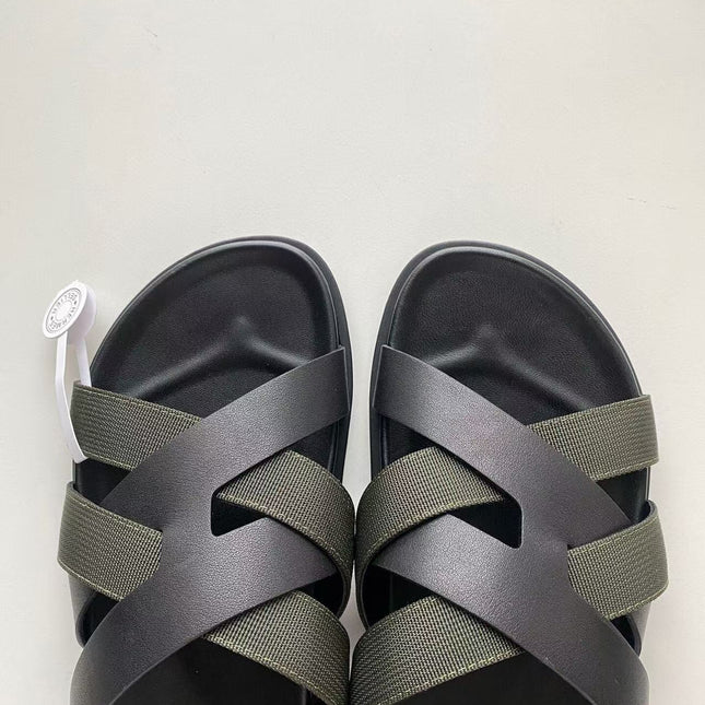 HM SLIDES IN BLACK AND DARK GREEN FABRIC