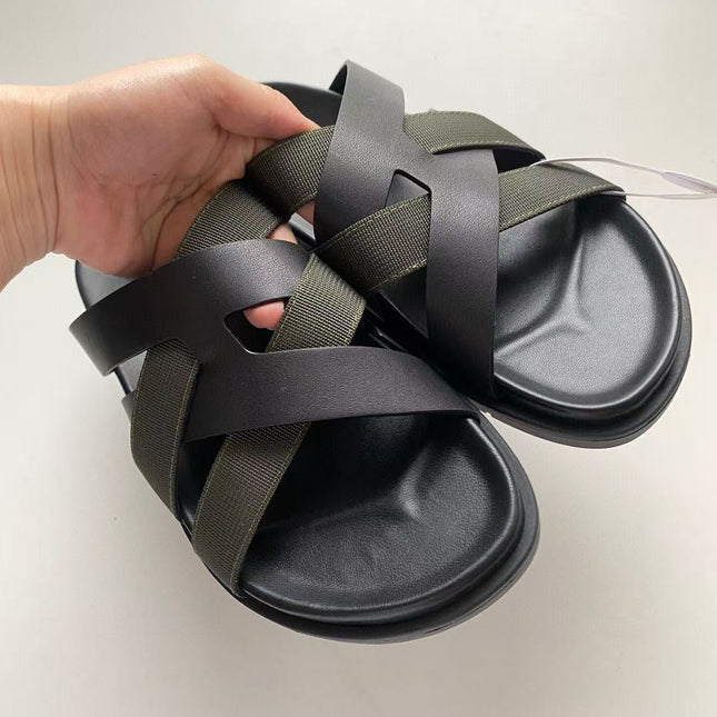 HM SLIDES IN BLACK AND DARK GREEN FABRIC