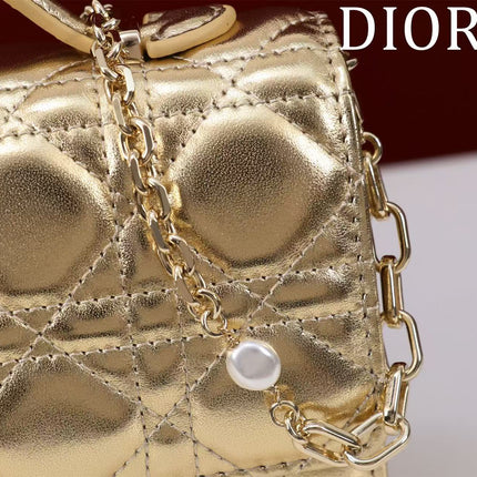 CD BAG 21 IN GOLD CALFSKIN WITH GOLD HARDWARE (Copy)