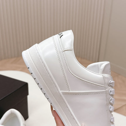PRADA 25S DOWNTOWN SNEAKERS IN WHITE CALFSKIN SILVER HARDWARE