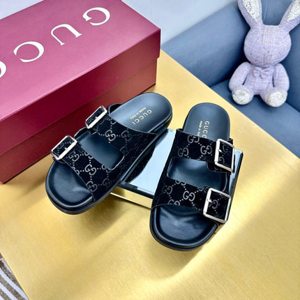 GG SANDALS IN BLACK LAMBSKIN MIX SUEDE EMBOSSED LOGO