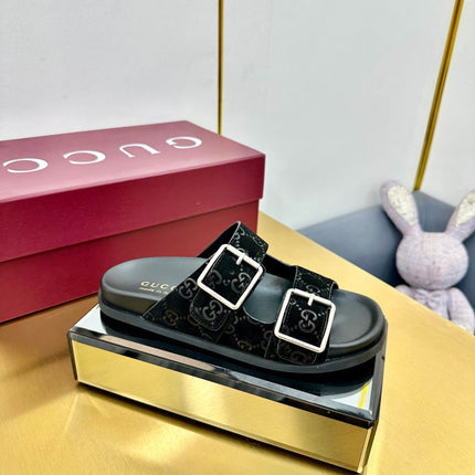 GG SANDALS IN BLACK LAMBSKIN MIX SUEDE EMBOSSED LOGO