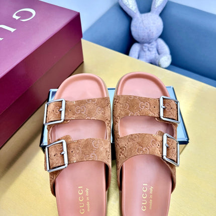 GG SANDALS IN ORANGE LAMBSKIN MIX SUEDE EMBOSSED LOGO