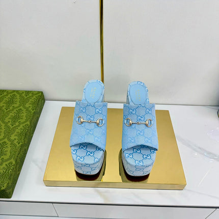 GG WEDGE SLIDES 110 IN SKY BLUE FABRIC WITH GOLD HARDWARE