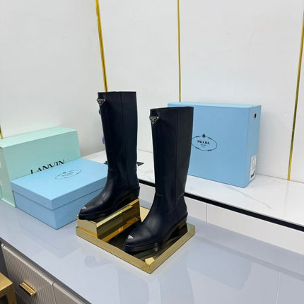 PRADA 25S POINTED TALL BOOTS 50MM IN BLACK CALFSKIN WITH LOGO