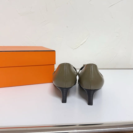 KIARA FLAT PUMP IN ARMY GREEN CALFSKIN