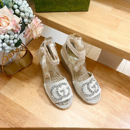 PLATFORM WITH RHINESTONE LOGO IN CREAM BEIGE CANVAS AND STRAW LINING