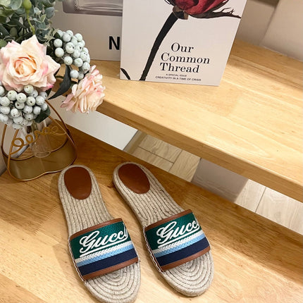 GG SLIDES IN MULTICOLOR RAFFIA