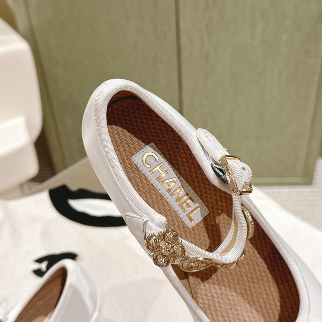 CC HIGH MARY JANE WHITE LAMBSKIN