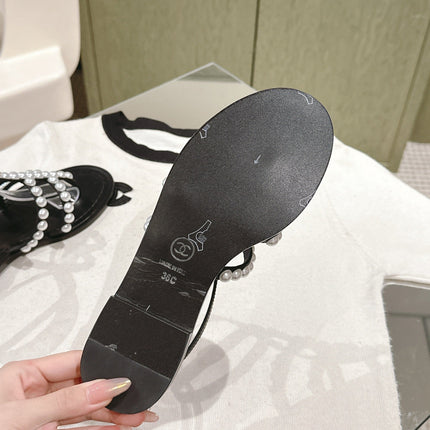CC SANDALS PEARL ROMAN IN BLACK LAMBSKIN