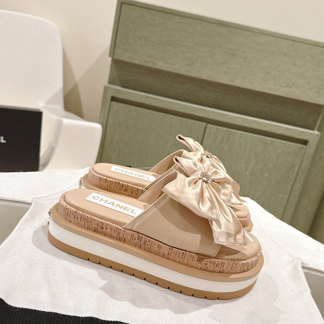 CC SLIPPERS WITH SILK BOW IN BEIGE ALMOND COWHIDE