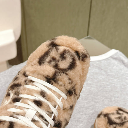 GG INTERLOCKING G SNEAKER IN BEIGE WOOL