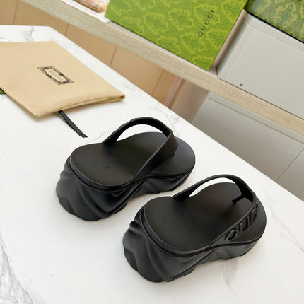 THONG PLATFORM IN BLACK IMPORTED TPU