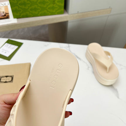 THONG PLATFORM 5 CM IN BEIGE CREAM IMPORTED TPU