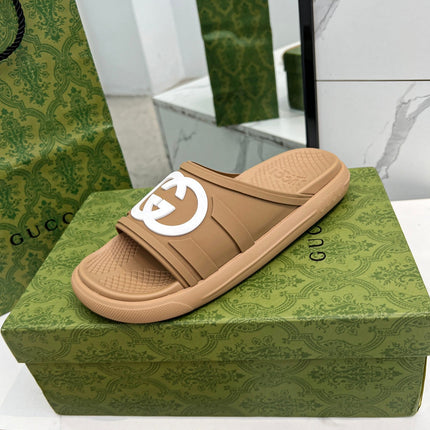 PLATFORM SLIPPERS IN PEANUT BROWN IMPORTED TPU