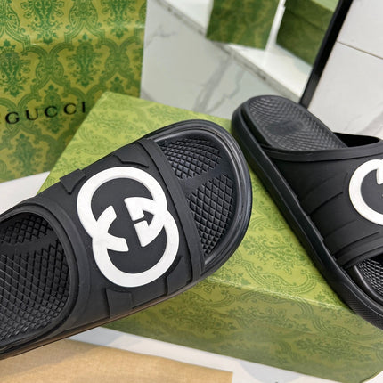 PLATFORM SLIPPERS IN BLACK IMPORTED TPU