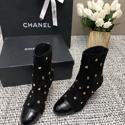 SHORT BOOTS BLACK SUEDE LAMBSKIN ATTACH METAL