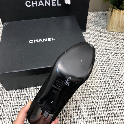 SHORT BOOTS BLACK SUEDE LAMBSKIN ATTACH METAL