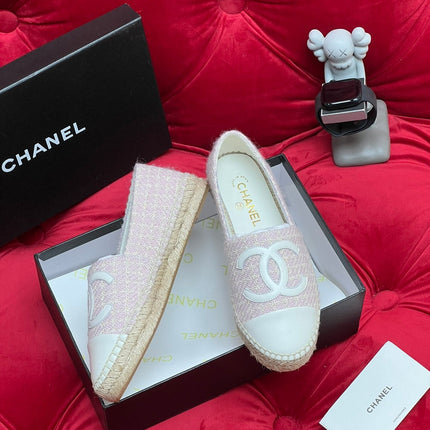 WOVEN LOAFERS IN LIGHT PINK FABRIC