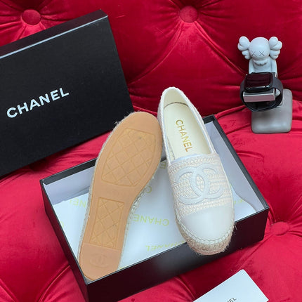 WOVEN LOAFERS IN WHITE BEIGE FABRIC