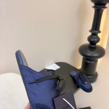 SNEAKER MULES IN NAVY BLUE NYLON AND SUEDE