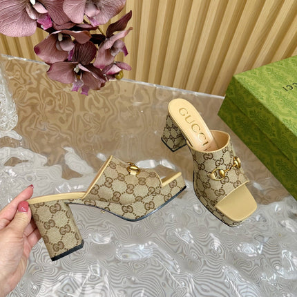 HORSEBIT SLIDE SANDAL IN ECRU BEIGE MONOGRAM CANVAS AND SHEEPSKIN LINING