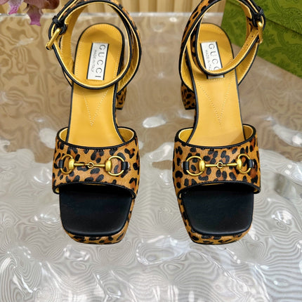 HORSEBIT HIGH-HEEL SANDAL WITH LEOPARD PRINT IN PEANUT BROWN VELVET AND CALFSKIN LINING