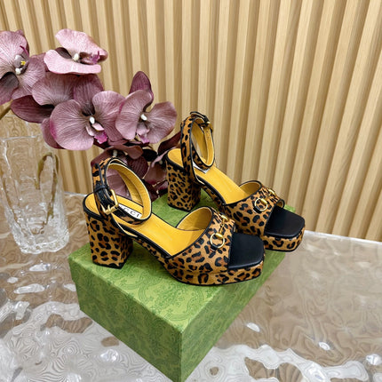 HORSEBIT HIGH-HEEL SANDAL WITH LEOPARD PRINT IN PEANUT BROWN VELVET AND CALFSKIN LINING