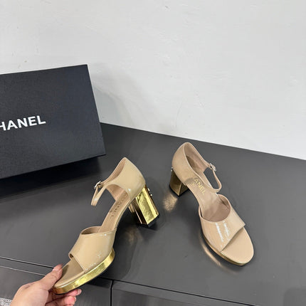 BLOCK HEEL SANDALS BEIGE SHEEPSKIN