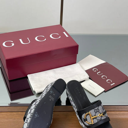 HIGH 6.3 CM WEDGE SANDALS IN BLACK CALFSKIN AND FABRIC