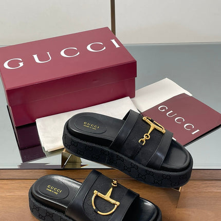 HIGH 5.5 CM WEDGE SANDALS IN BLACK CALFSKIN AND FABRIC