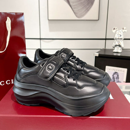 GG WAVE SNEAKER IN BLACK CALFSKIN