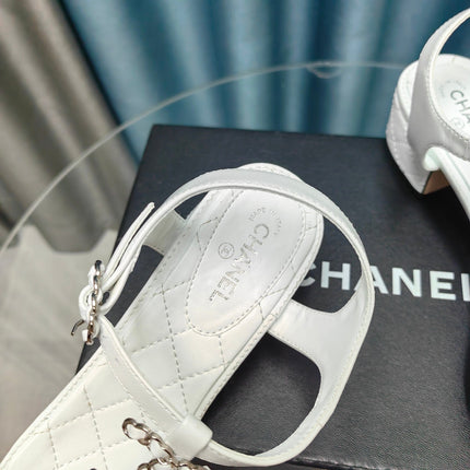 CLASSIC THONG SANDALS WHITE LAMBSKIN WITH PEARL BUCKLE