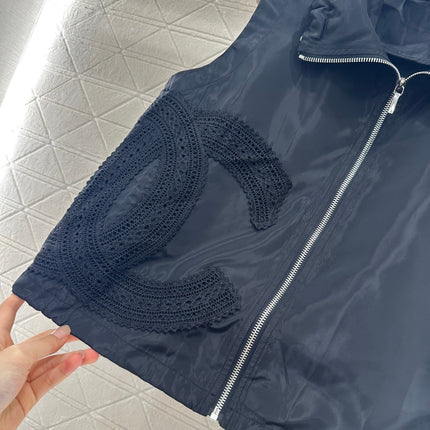 CHANEL SLEEVELESS TOP 272317