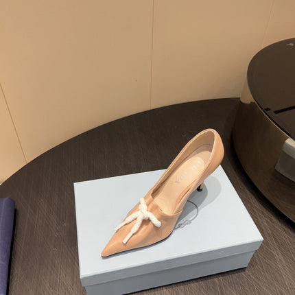 PRADA 25S POINTED TOE HIGH HEELS 85MM IN BEIGE LAMBSKIN WITH TIE UP DESIGN