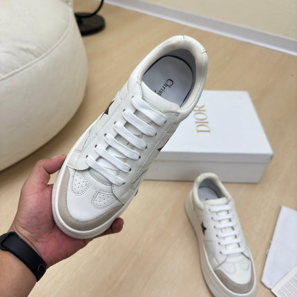 BLACK STAR PLATFORM SNEAKER IN WHITE CALFSKIN AND SUEDE