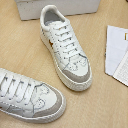GOLD STAR PLATFORM SNEAKER IN WHITE CALFSKIN AND SUEDE