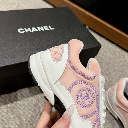 CLASSIC TRAINER IN LIGHT PINK MIX WHITE FABRIC