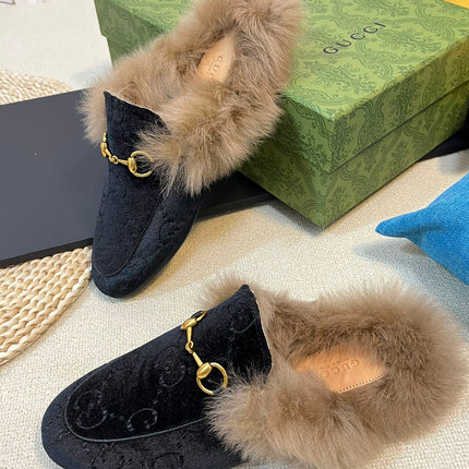 HORSEBIT MULE IN BLACK MONOGRAM VELVET AND LAMB WOOL LINING